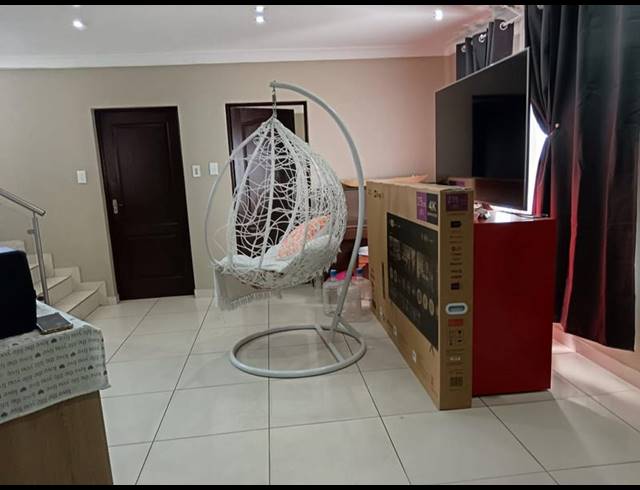 4 BEDROOM HOUSE FOR SALE IN MONTANA PARK